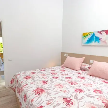 Tisalaya 66, Zona Tranquila Ajardinada Internet 300 Mbps * マスパロマス